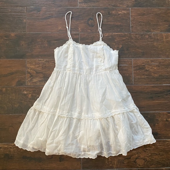 Urban Outfitters Dresses & Skirts - Urban outfitters white tiered dress